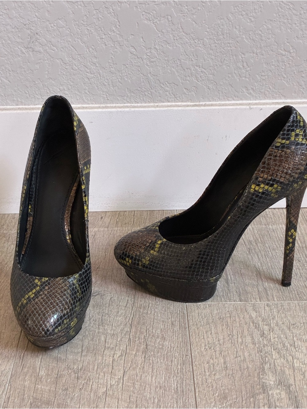 B Brian Atwood Fontanne Platform Heels in Snake Print Brown & Yellow